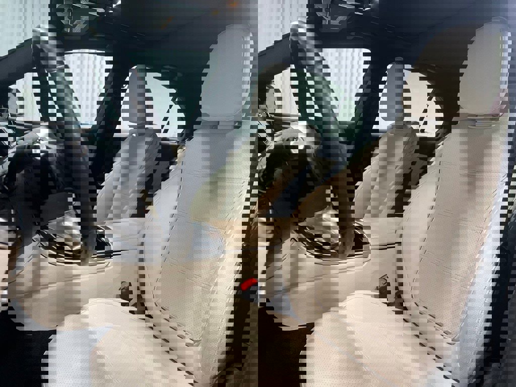 Used 2022 Mercedes-Benz C 300 4MATIC Sedan image 22