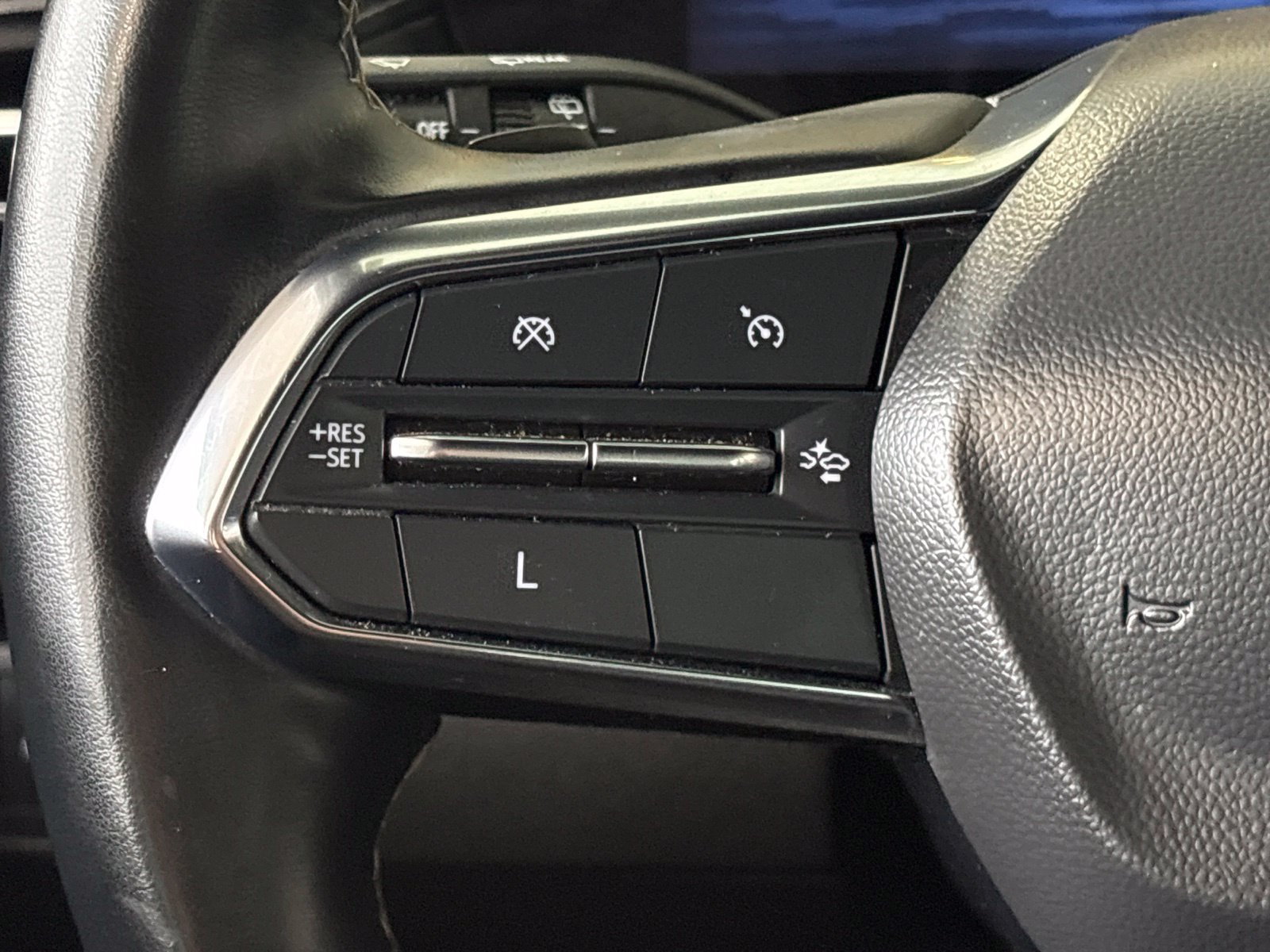 Used 2024 Chevrolet Traverse LT FWD image 29