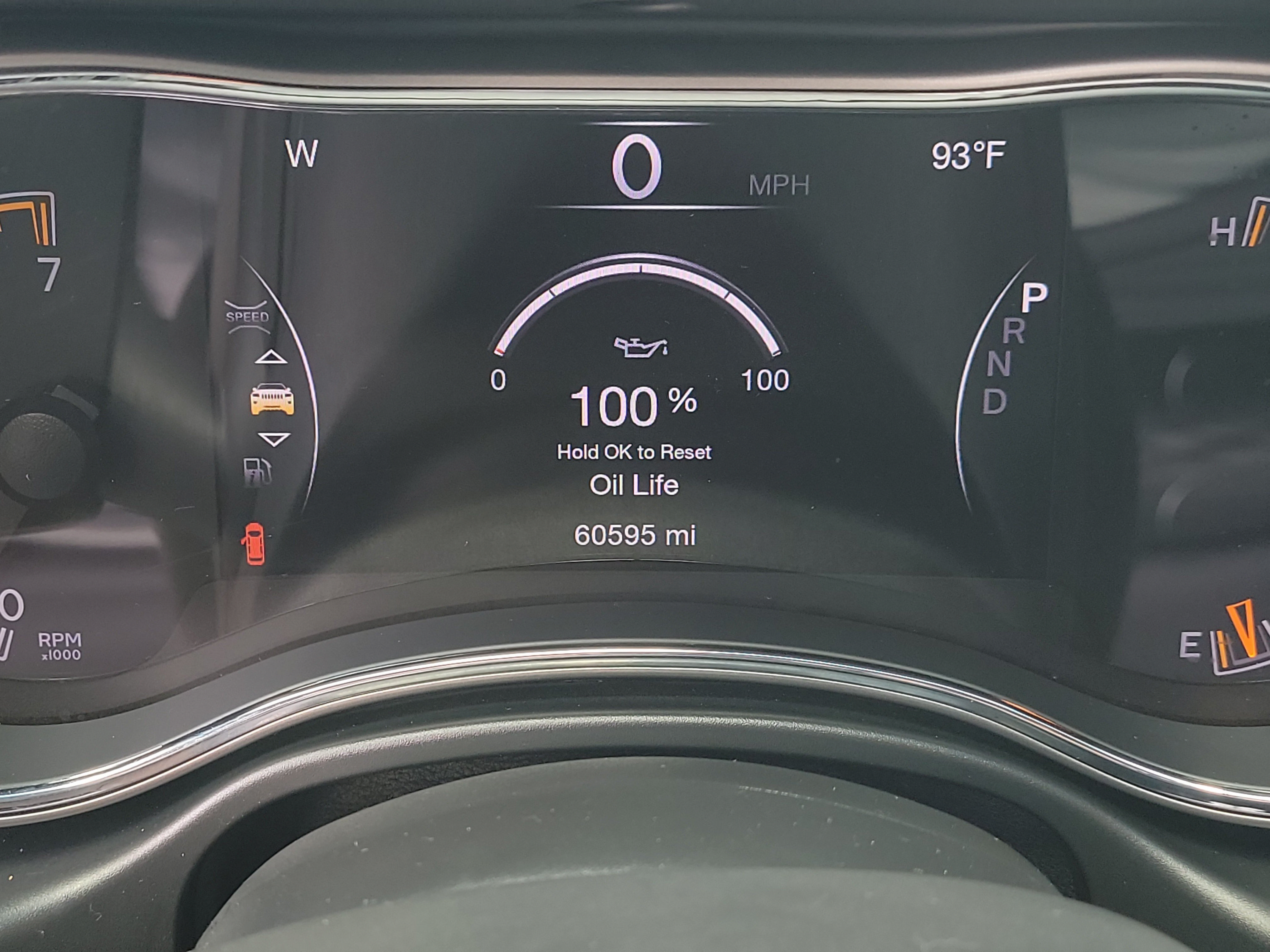 Used 2021 Jeep Grand Cherokee Limited w/ Luxury Group II RWD image 27