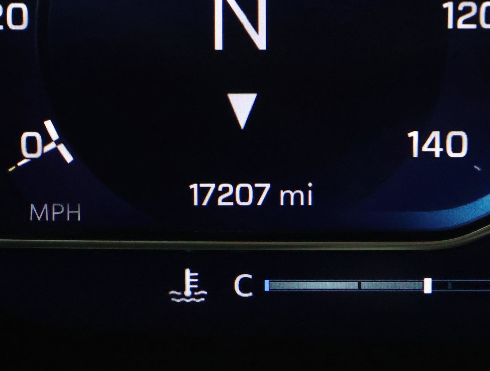 Used 2024 Chevrolet Tahoe Premier w/ Premium Package image 38