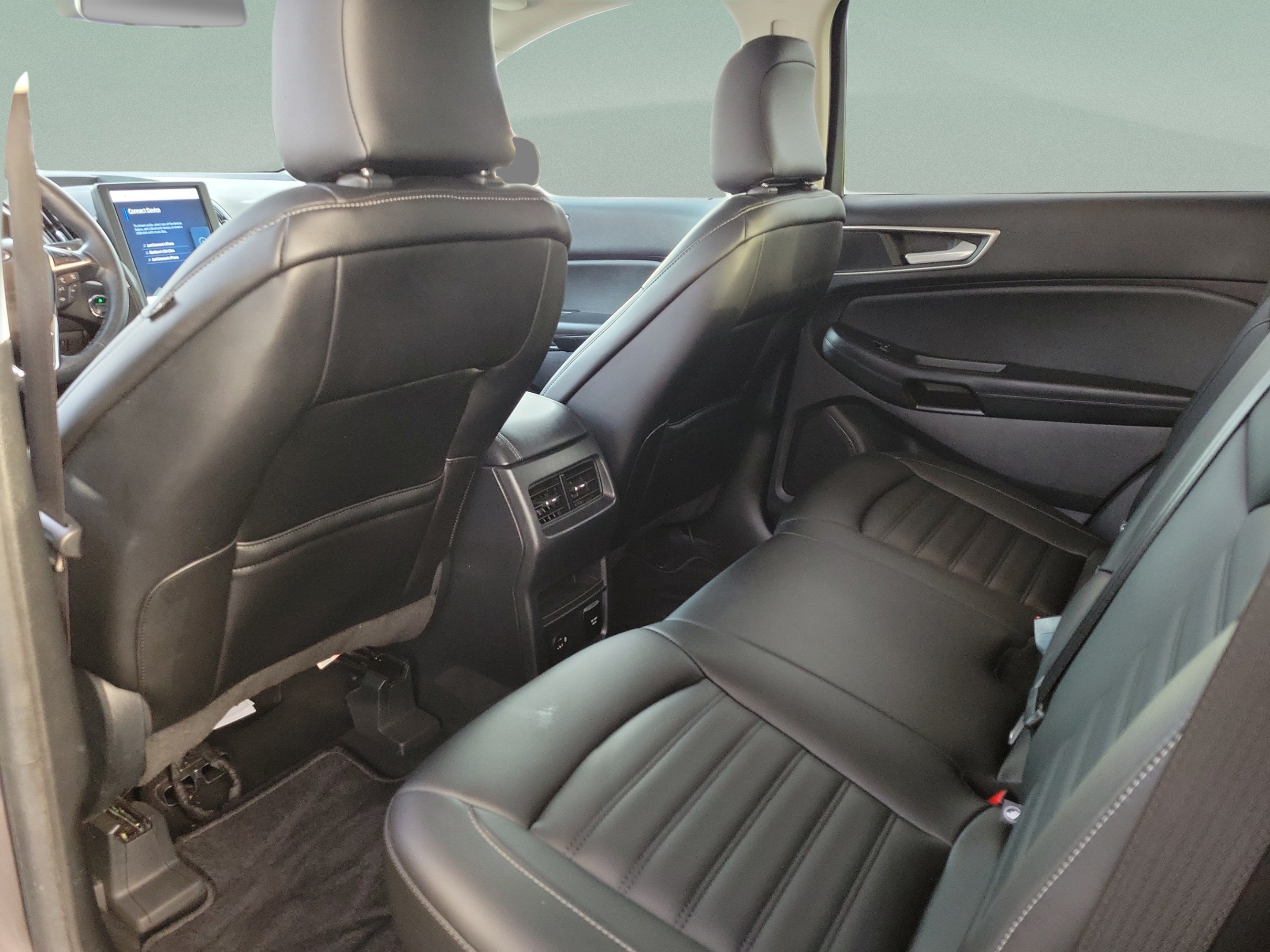 Used 2021 Ford Edge SEL w/ Convenience Package FWD image 6