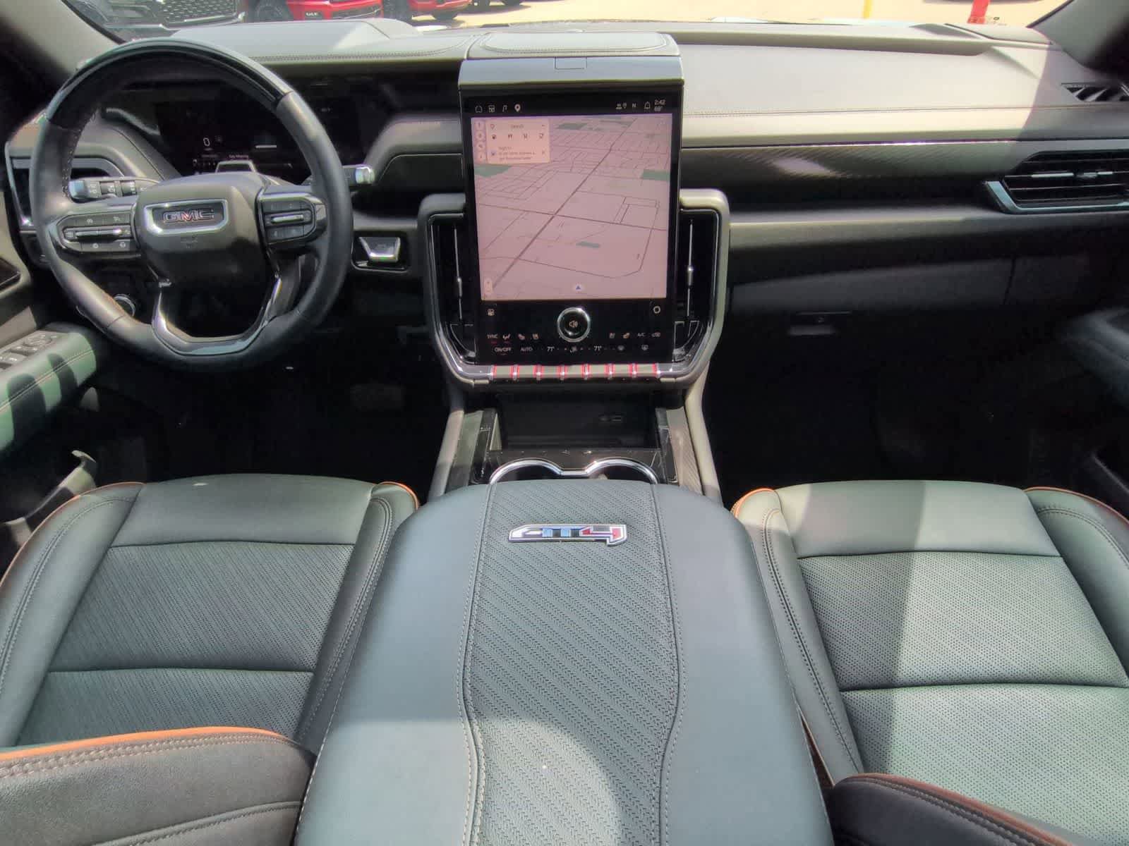 Used 2025 GMC Yukon AT4 w/ AT4 Premium Plus Package AWD/4WD image 15