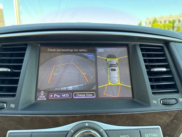 Used 2017 INFINITI QX80 2WD w/ Driver Assistance Package image 10