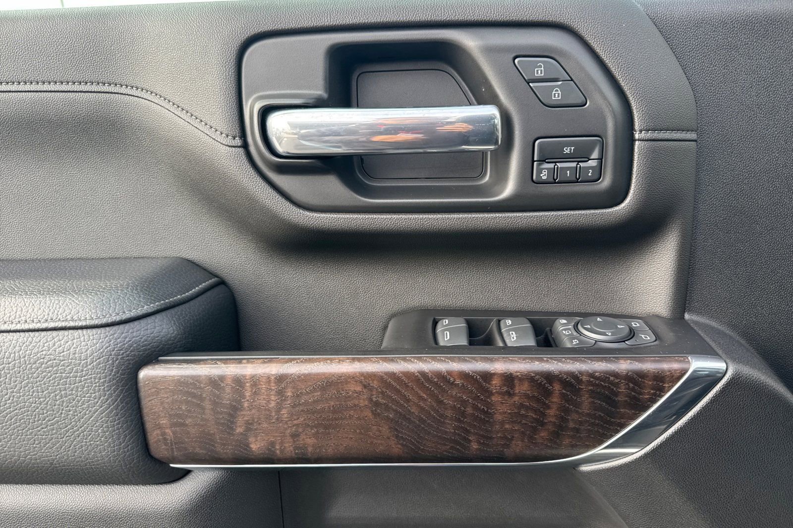 Certified 2022 GMC Sierra 2500 Denali image 10