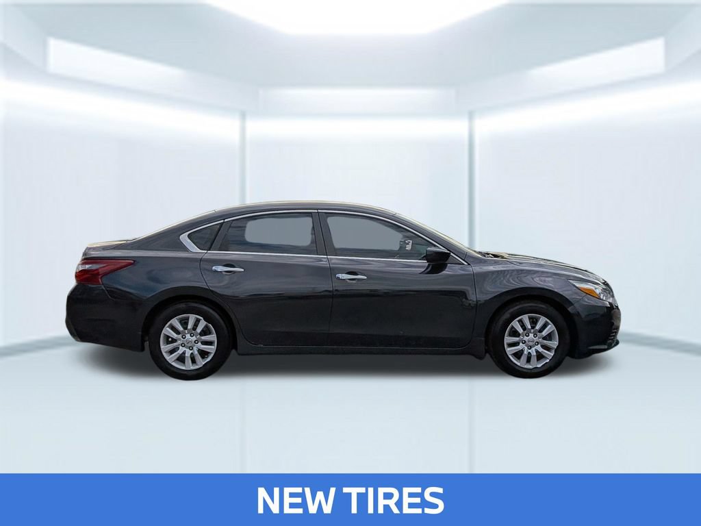 Used 2018 Nissan Altima 2.5 S w/ S Convenience Package FWD image 9