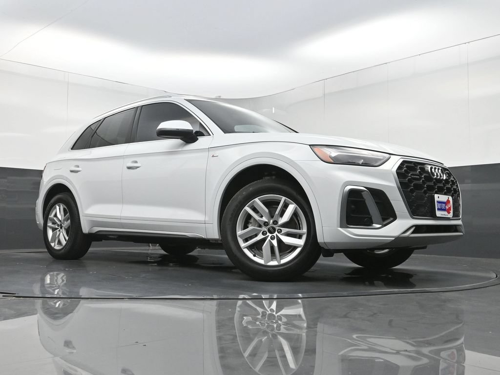 Used 2023 Audi Q5 2.0T Premium w/ Convenience Package AWD/4WD image 26