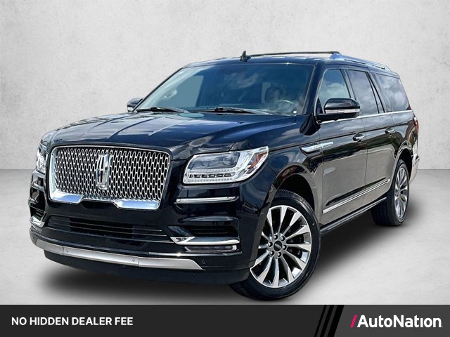 Used 2018 Lincoln Navigator L Select AWD/4WD image 1