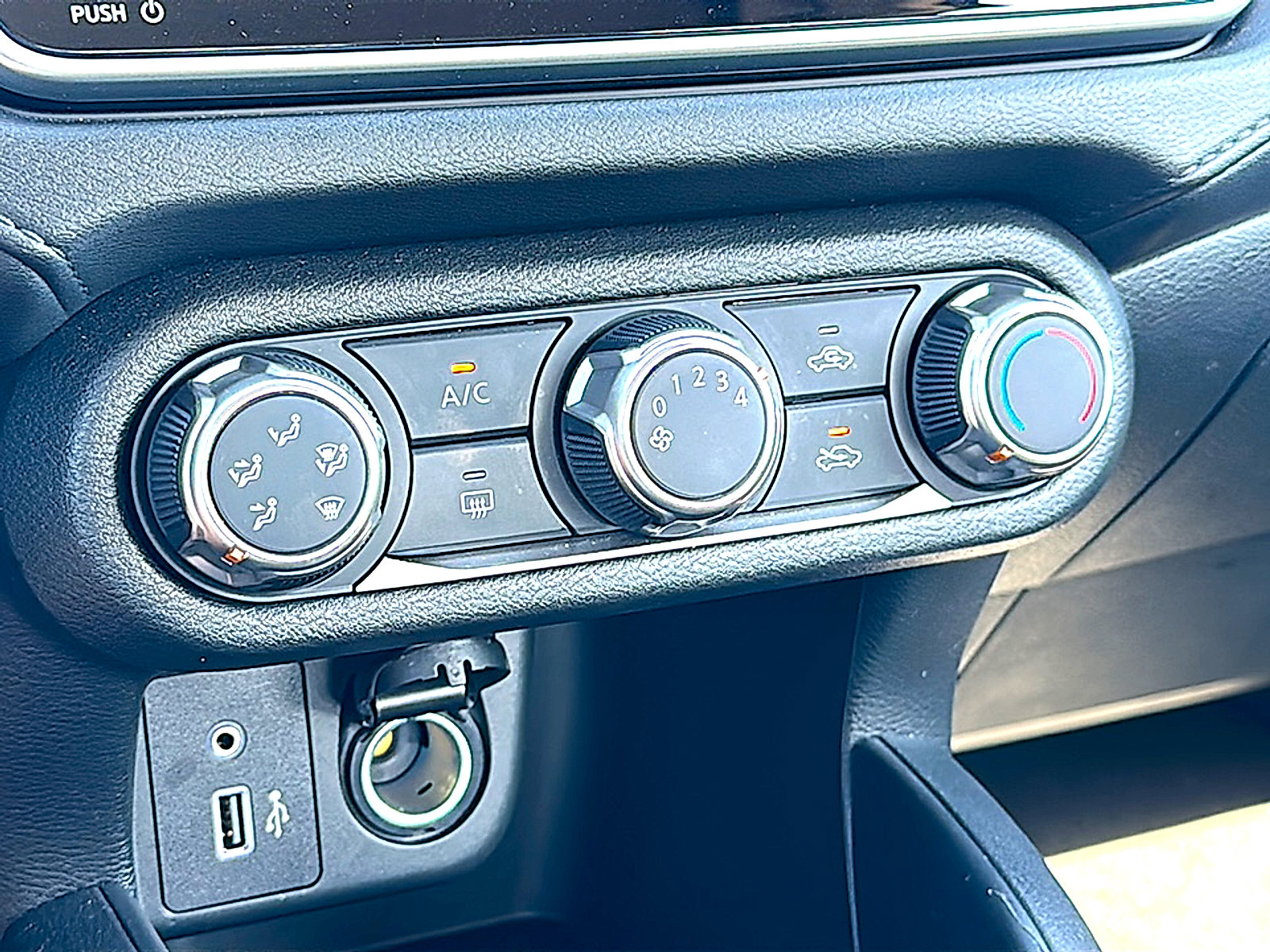 Certified 2025 Nissan Versa S w/ Trunk Package image 32