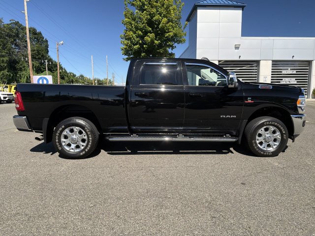 Used 2024 RAM 3500 Laramie AWD/4WD image 9