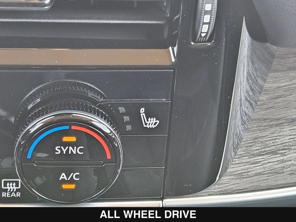 New 2026 Nissan Rogue Platinum AWD/4WD image 22