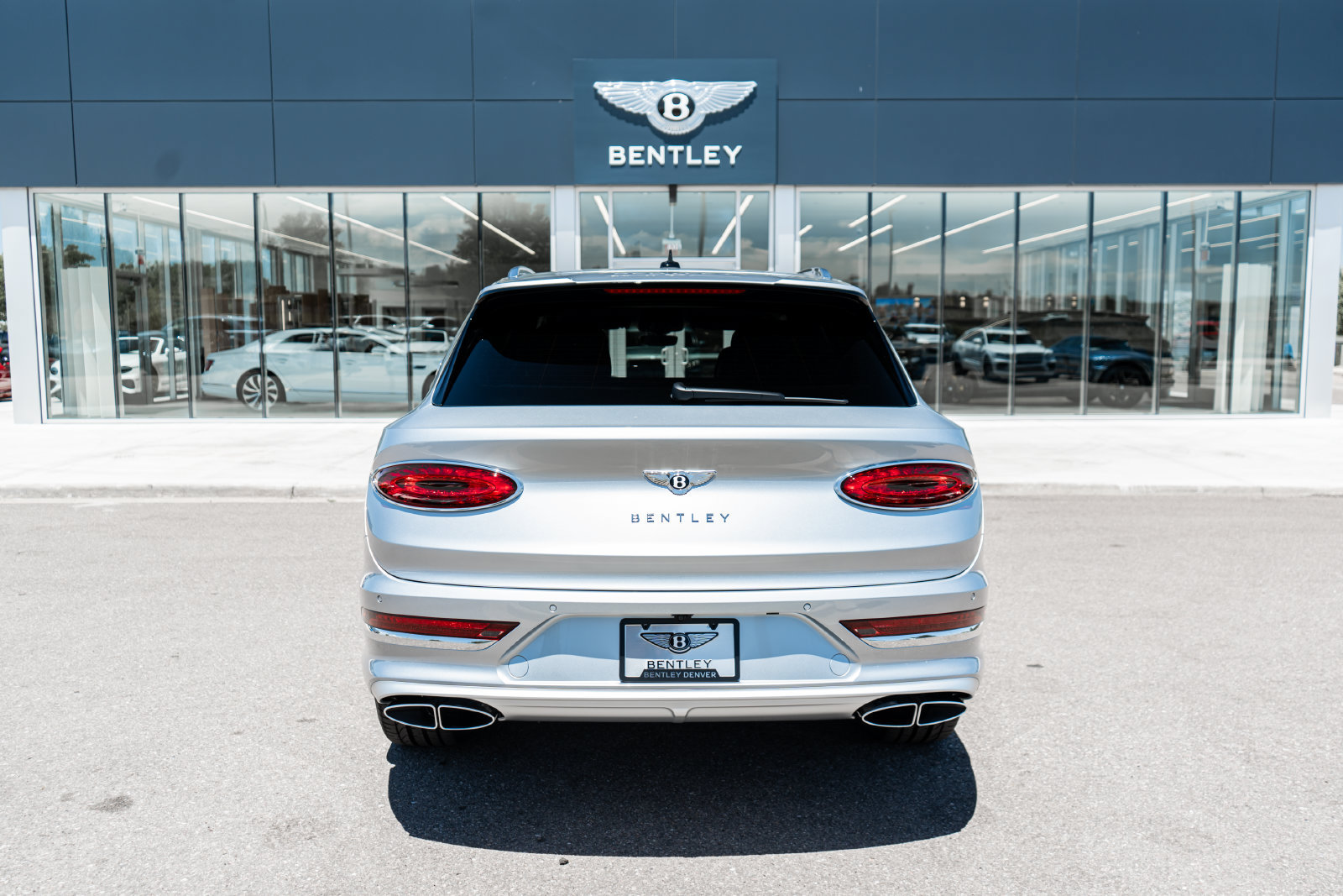 New 2026 Bentley Bentayga Extended Wheelbase AWD/4WD image 11