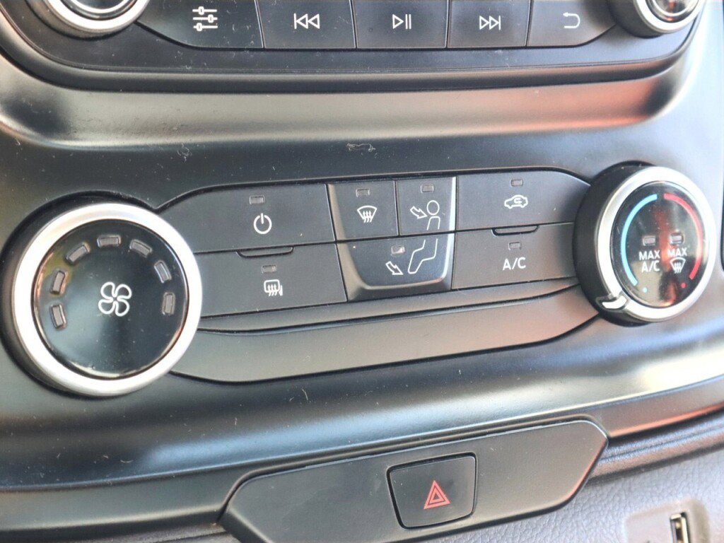 Used 2020 Ford Transit 250 148 High Roof Extended image 19