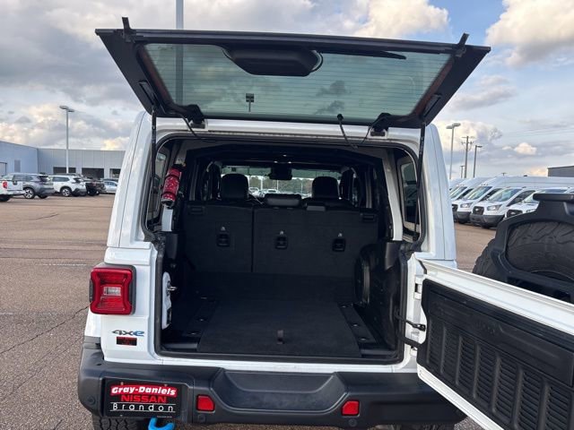 Used 2022 Jeep Wrangler Unlimited Rubicon 4xe w/ Steel Bumper Group image 21