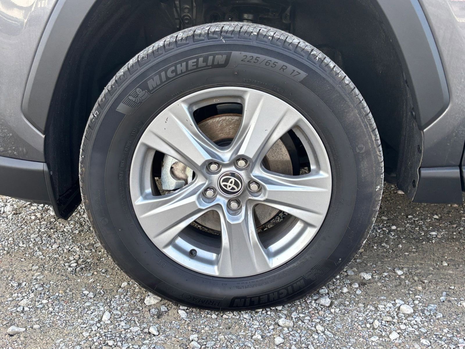 Used 2025 Toyota RAV4 LE image 25