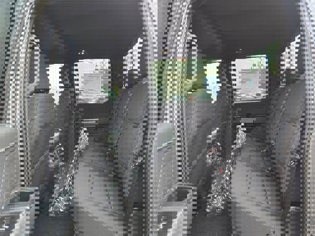 New 2025 Ford F150 XLT w/ Equipment Group 302A MID image 10