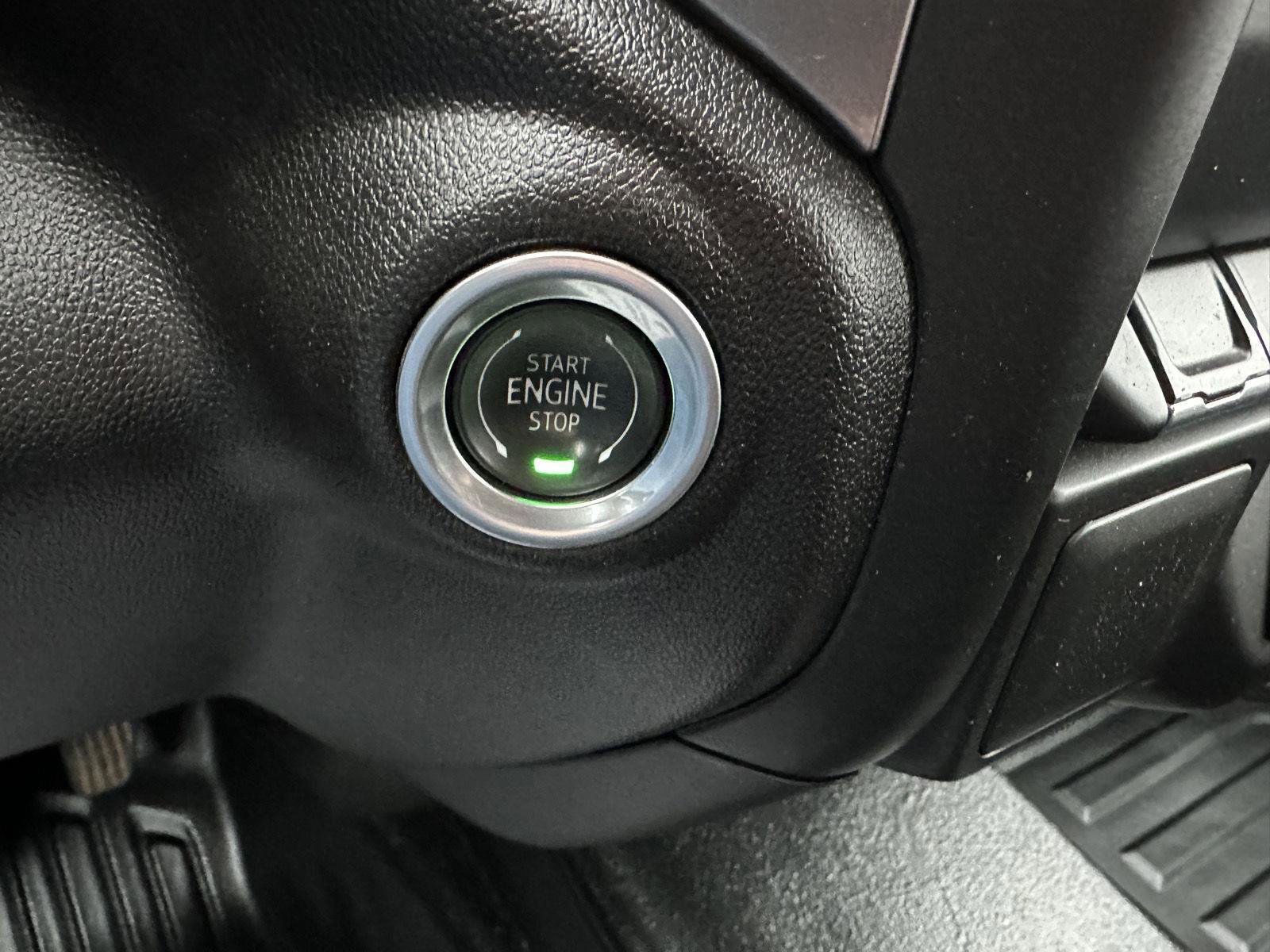 Used 2024 Chevrolet Silverado 1500 W/T w/ Z71 Off-Road Package AWD/4WD image 31