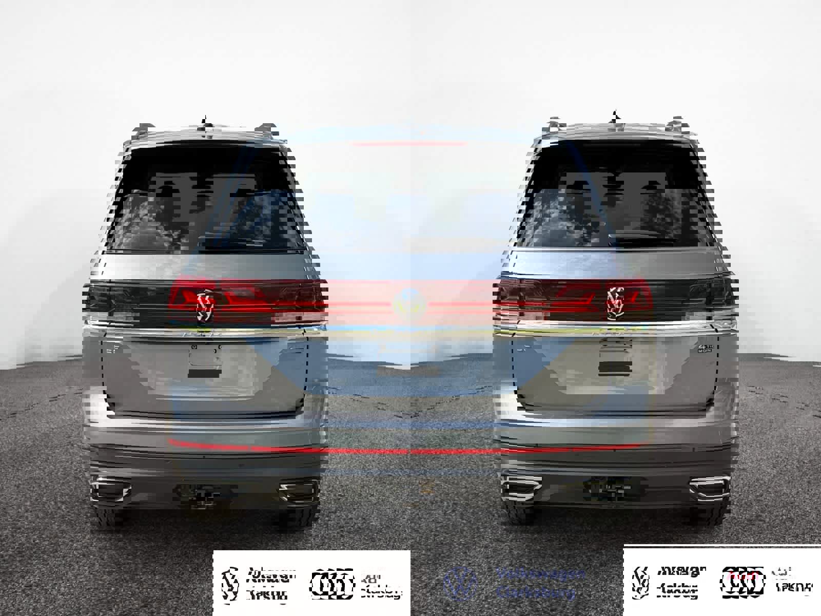 Used 2025 Volkswagen Atlas SE AWD/4WD image 6