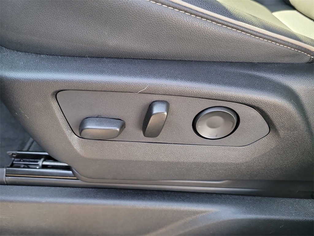 Used 2024 Chevrolet Tahoe Premier image 19