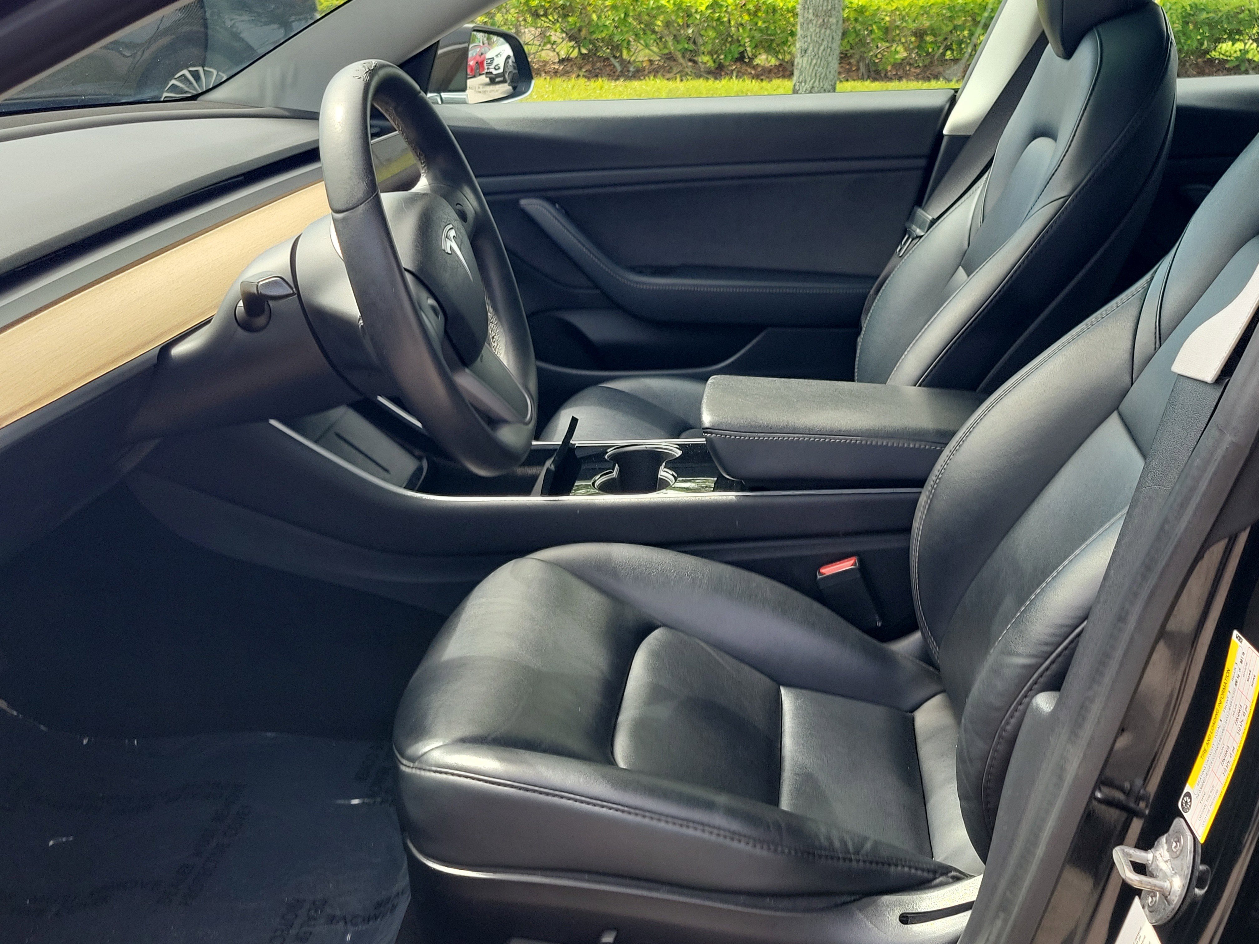 Used 2020 Tesla Model 3 Standard Range Plus RWD image 11