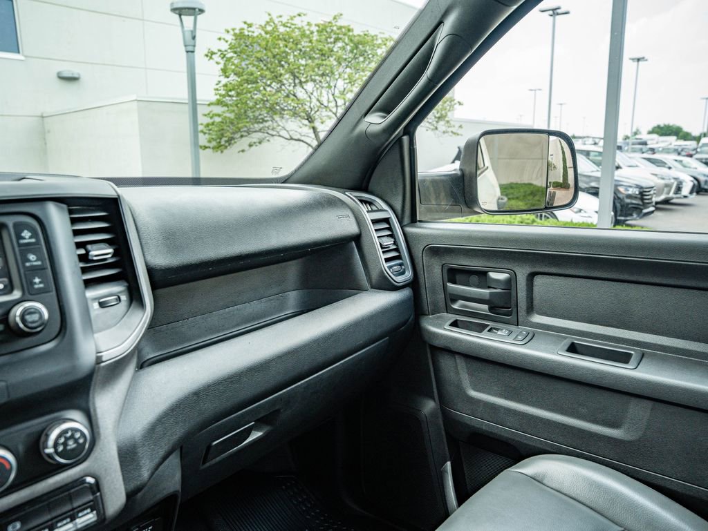 Used 2022 RAM 5500 Tradesman w/ Max Tow Package RWD image 34