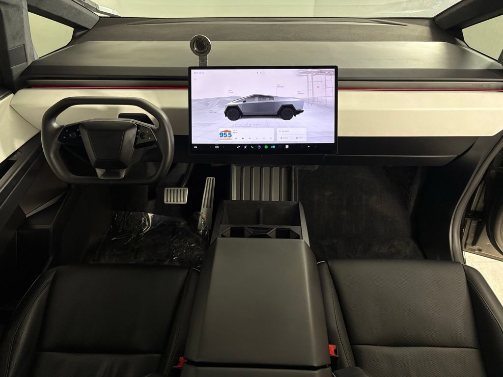Used 2024 Tesla Cybertruck AWD Crew Cab image 17