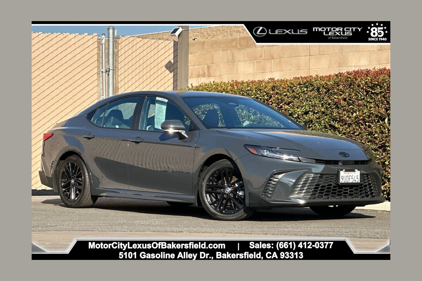 Used 2025 Toyota Camry SE