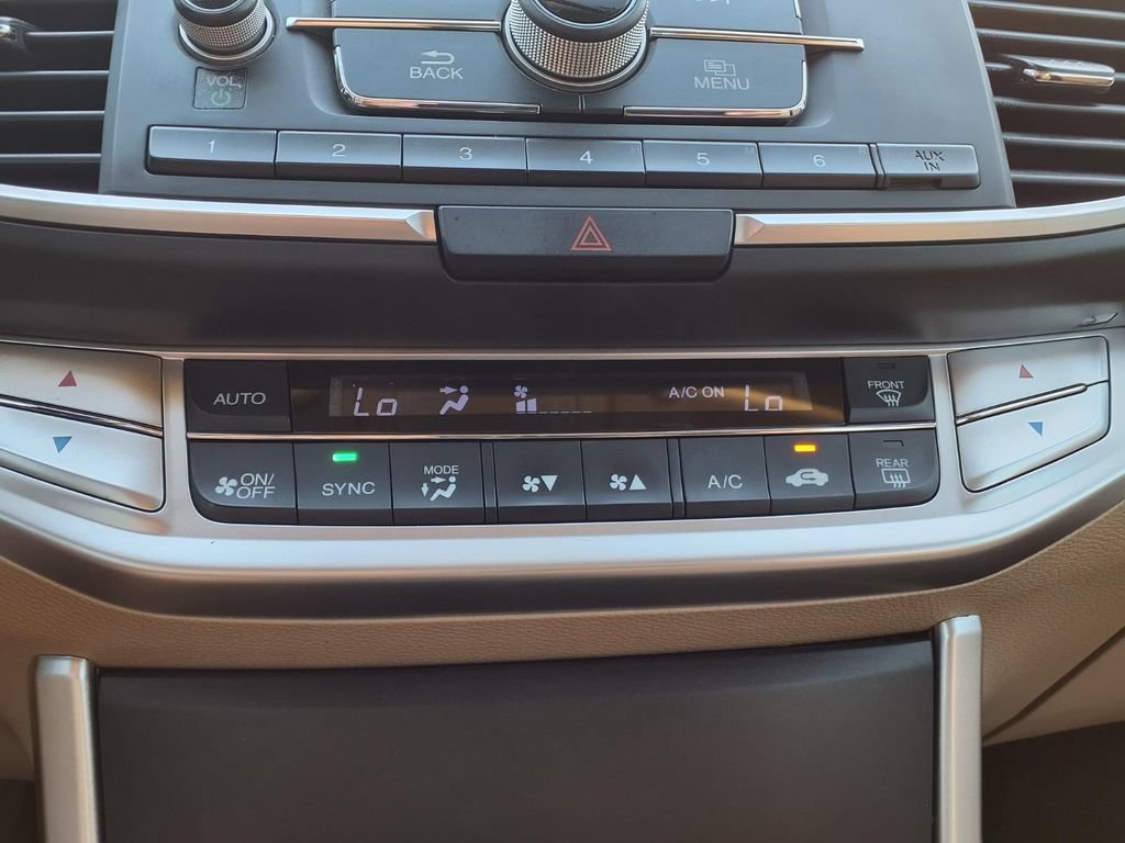 Used 2013 Honda Accord LX image 25