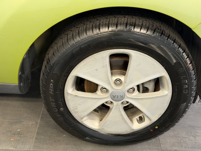 Used 2015 Kia Soul FWD image 17