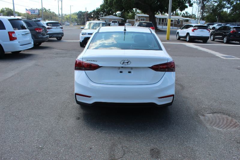 Used 2022 Hyundai Accent SE image 4