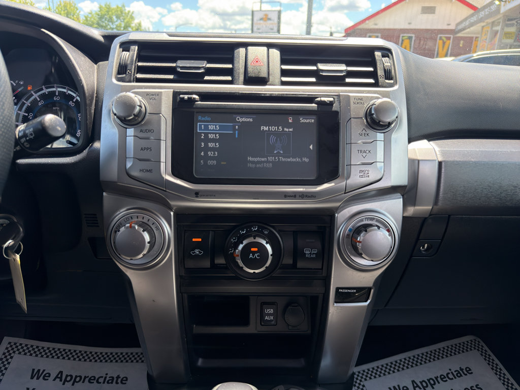 Used 2019 Toyota 4Runner SR5 AWD/4WD image 25