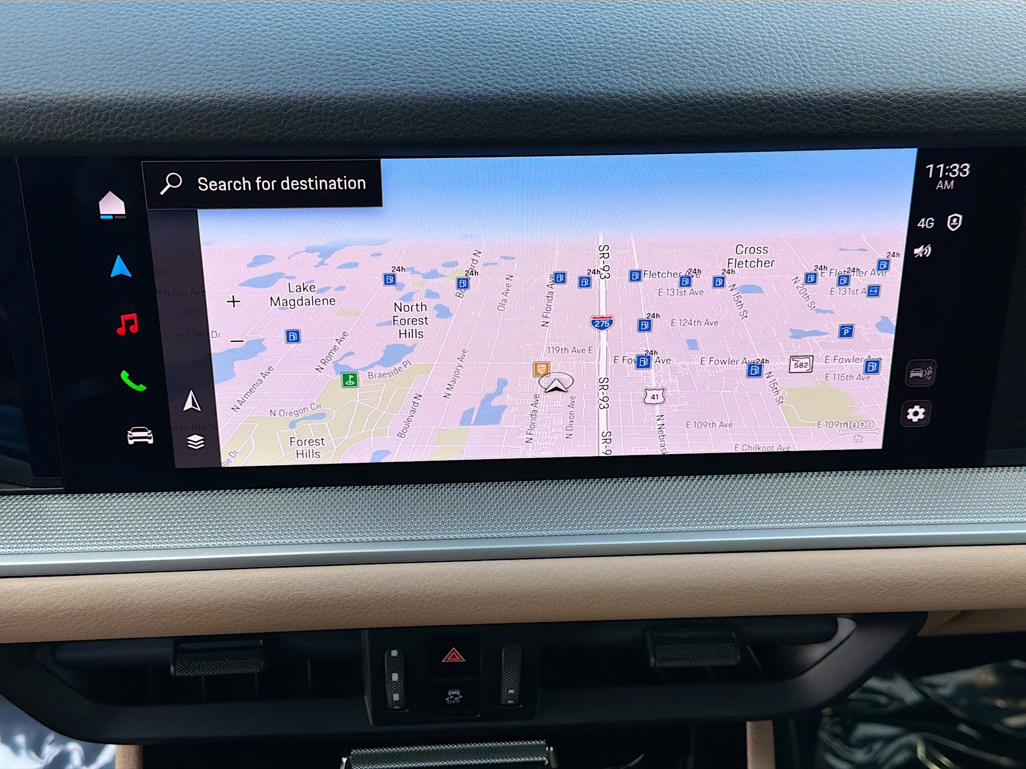 Used 2025 Porsche Cayenne Coupe image 33