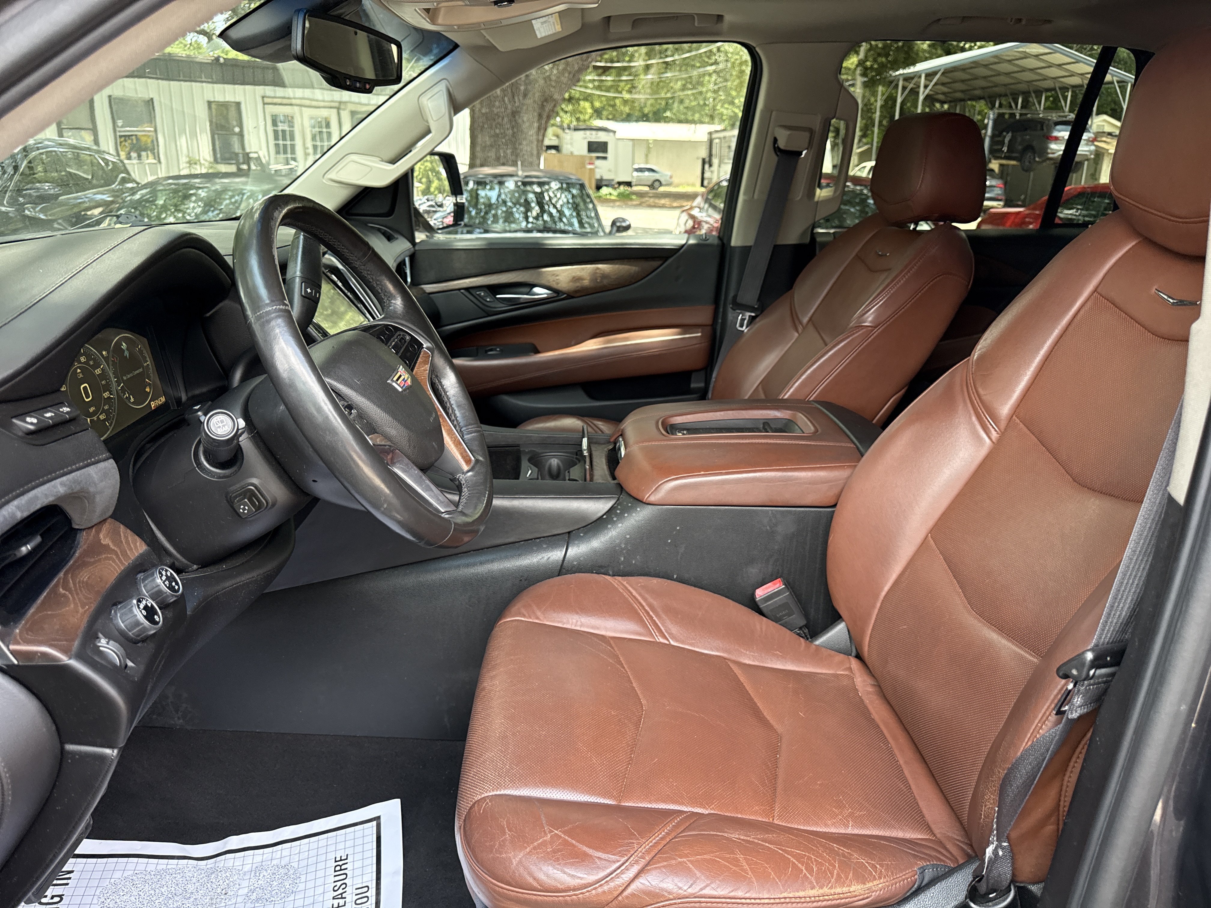 Used 2015 Cadillac Escalade Premium AWD/4WD image 9