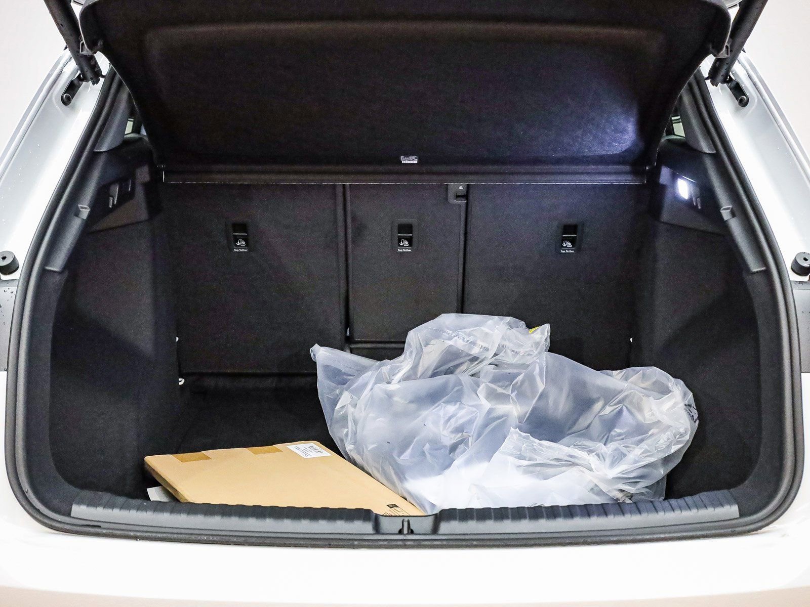 New 2026 Audi Q4 e-tron Premium image 29