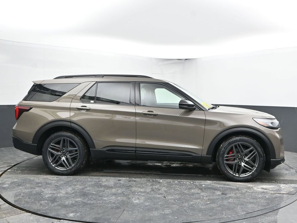 New 2026 Ford Explorer ST w/ Sun And Sound Package image 11