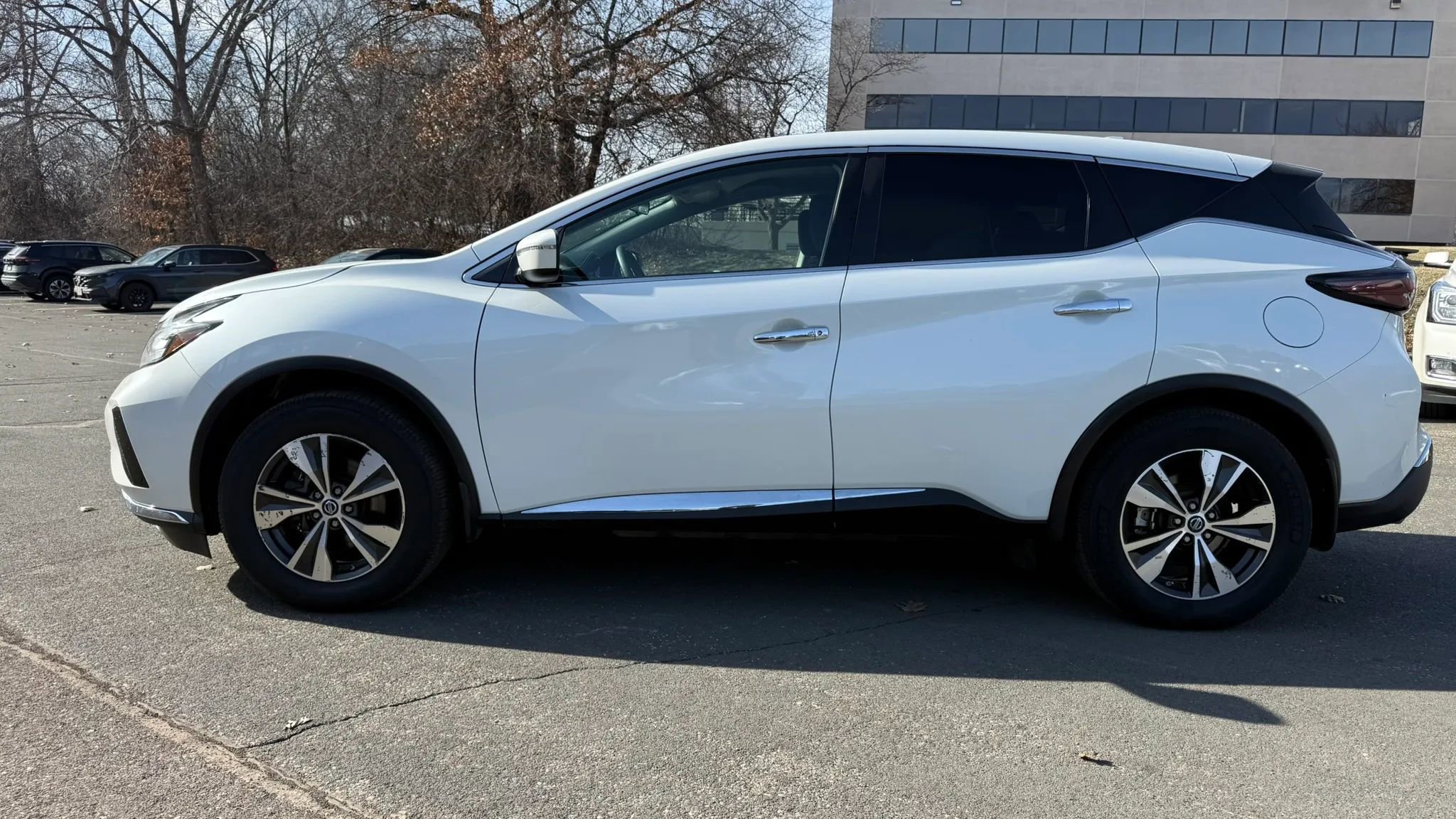 Used 2019 Nissan Murano S image 5