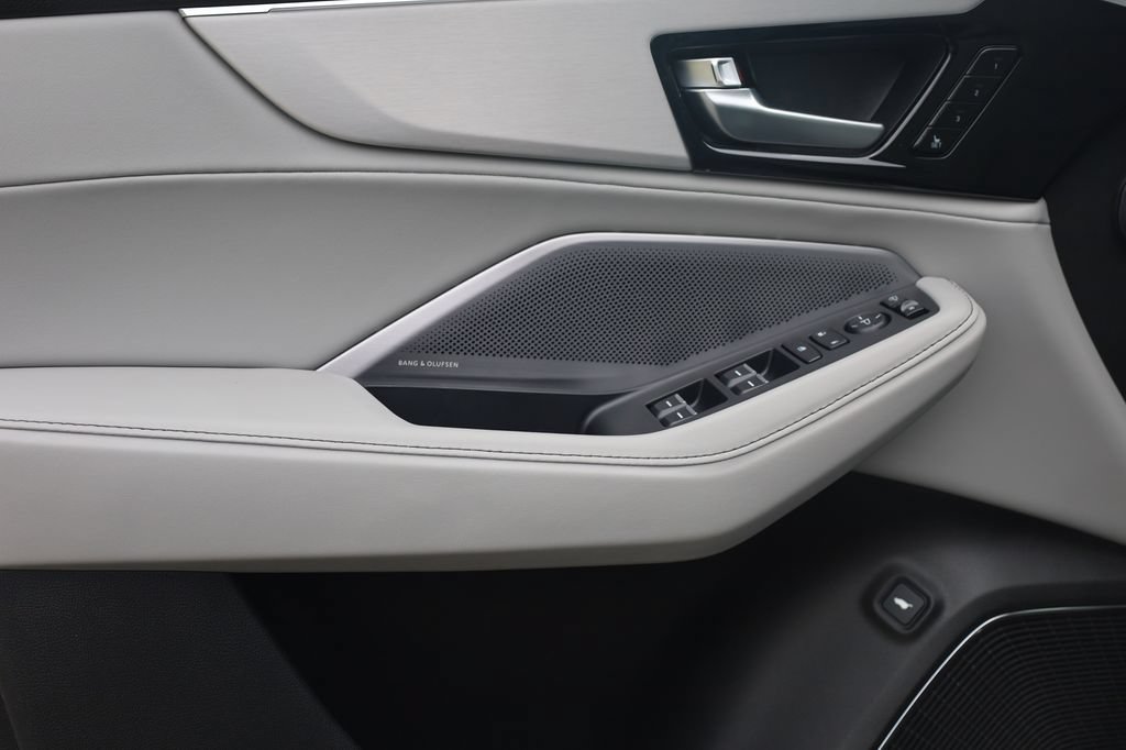 New 2026 Acura MDX w/ Technology Package AWD/4WD image 10