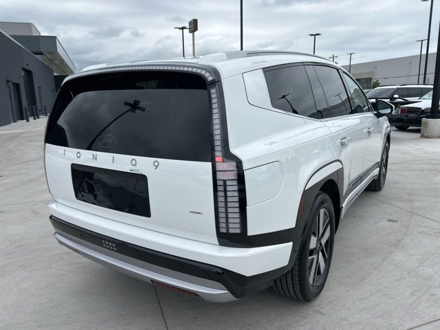 New 2026 Hyundai Ioniq 9 SEL image 5