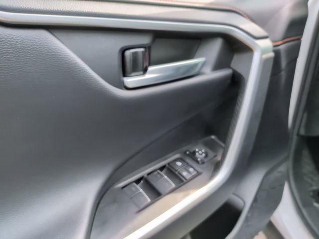 Used 2024 Toyota RAV4 Adventure image 14