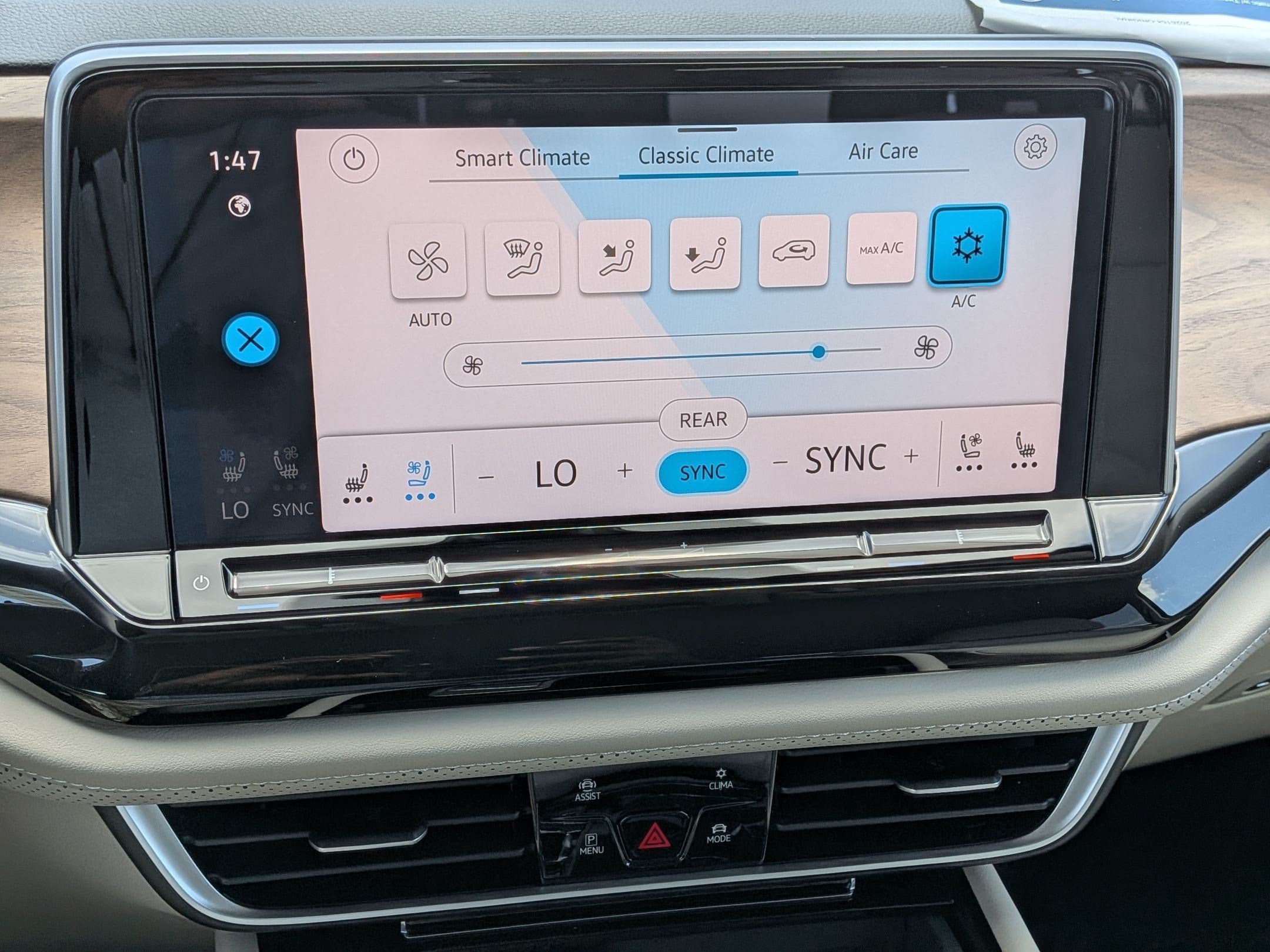 New 2026 Volkswagen Atlas SE AWD/4WD image 23