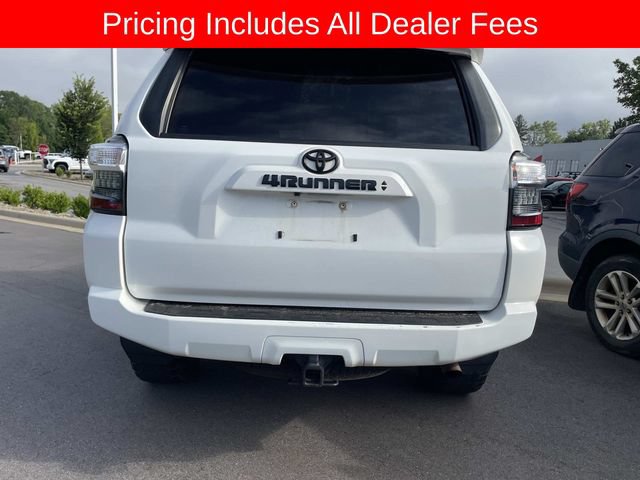 Used 2022 Toyota 4Runner Trail Special Edition AWD/4WD image 5