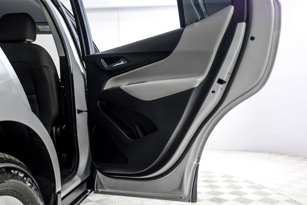 Used 2019 Chevrolet Equinox LT image 44