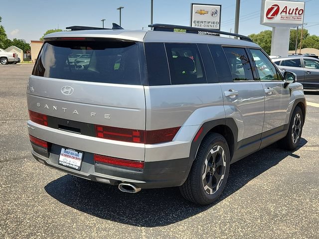 Used 2024 Hyundai Santa Fe SEL FWD image 4