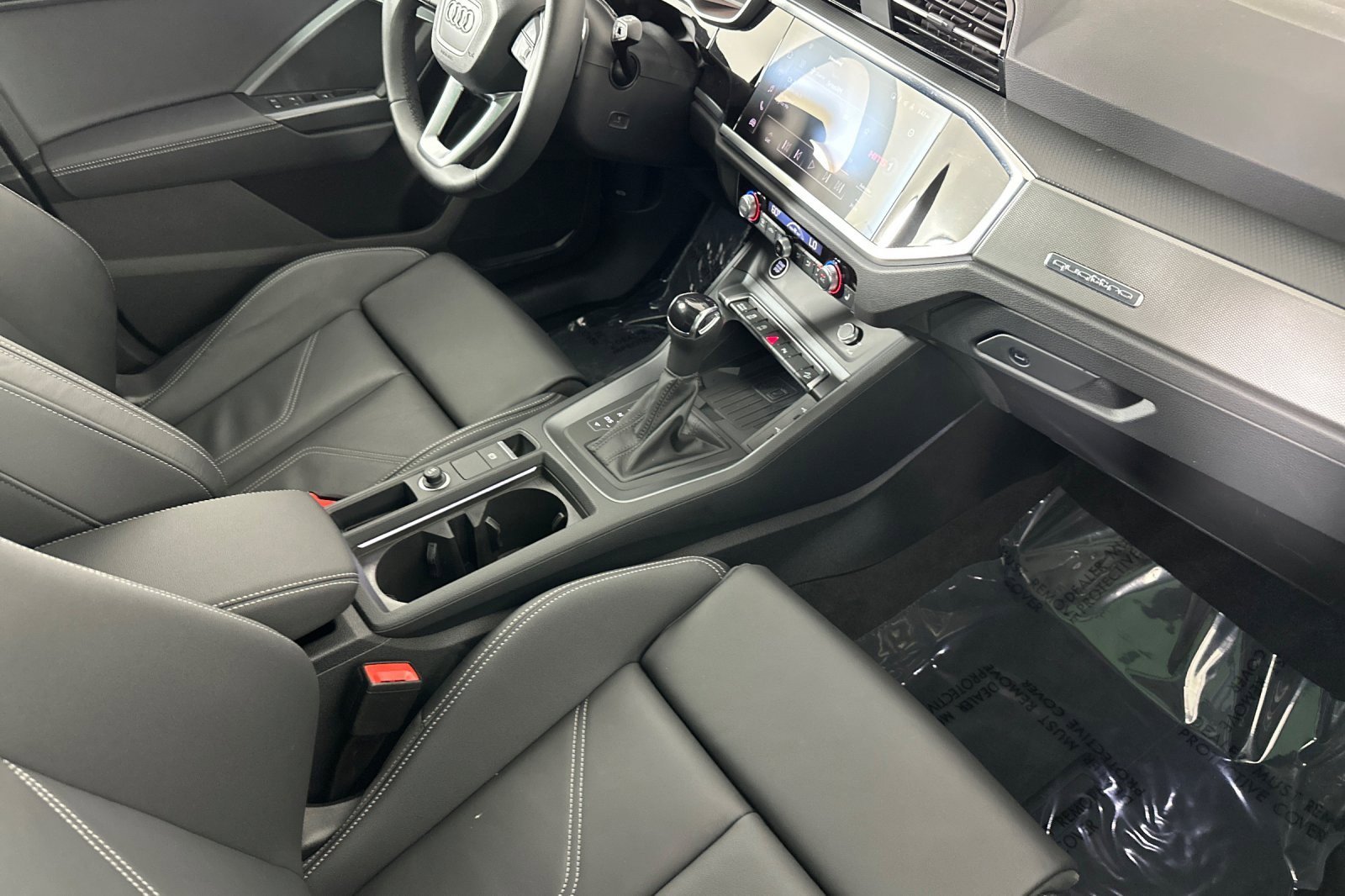 Used 2025 Audi Q3 2.0T Premium w/ Convenience Package image 15