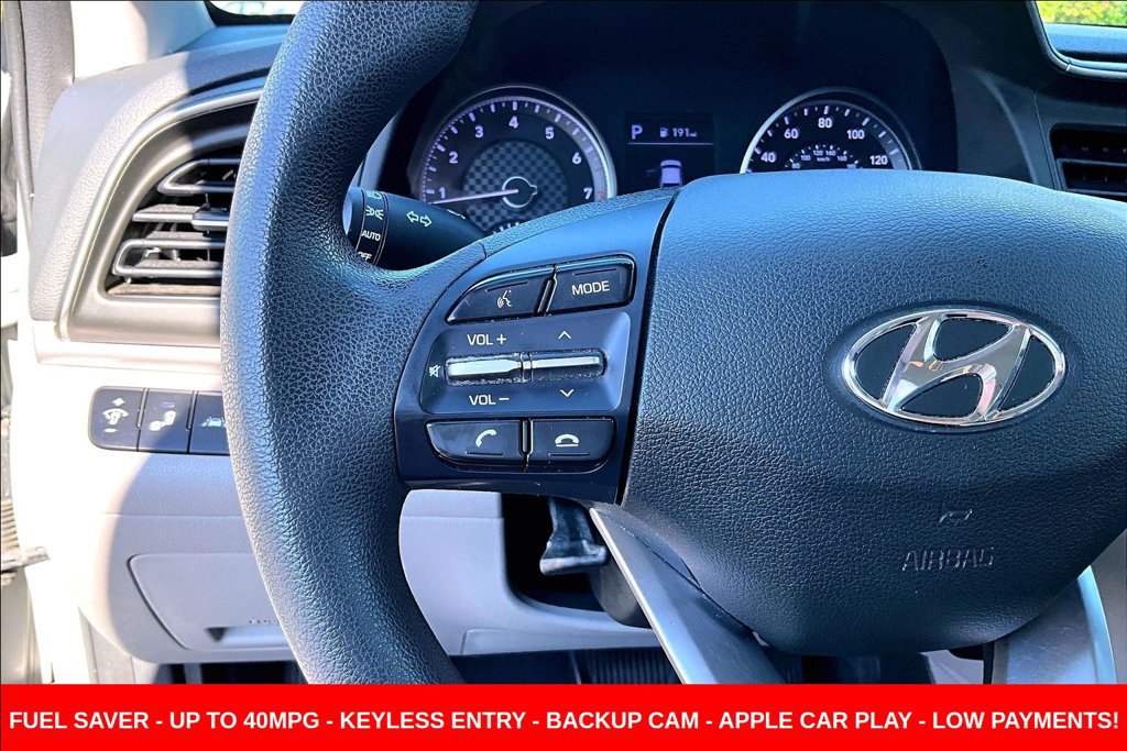 Used 2020 Hyundai Elantra SEL FWD image 13