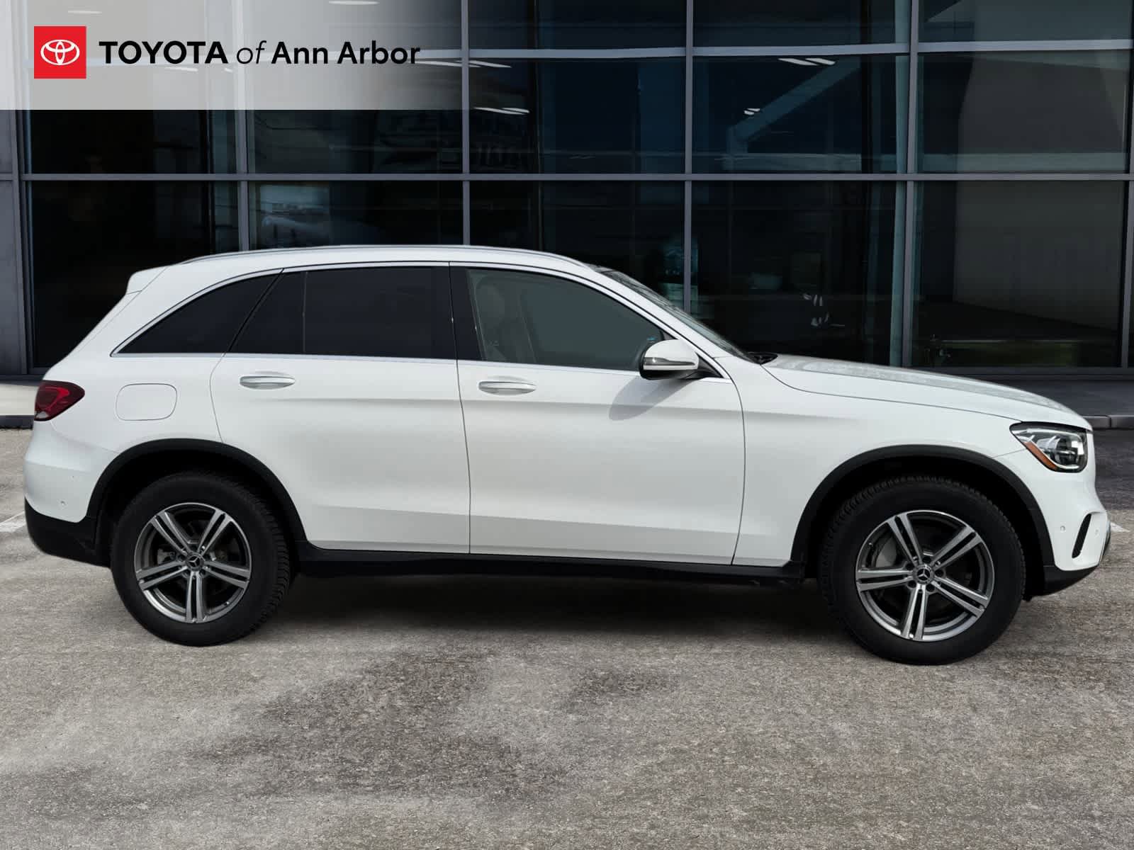 Used 2021 Mercedes-Benz GLC 300 4MATIC image 13