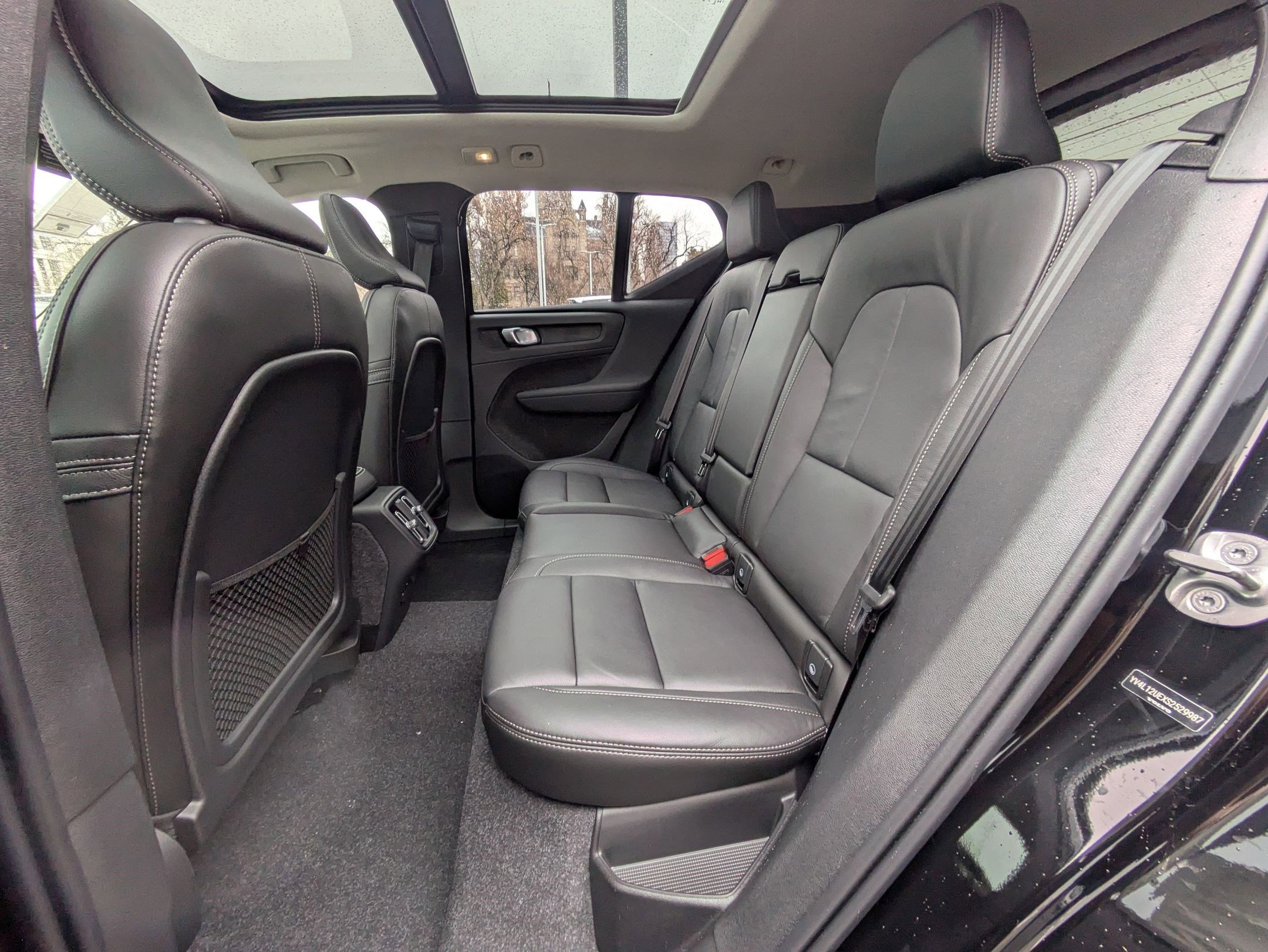 New 2025 Volvo XC40 B5 Plus w/ Protection Package Premier image 20