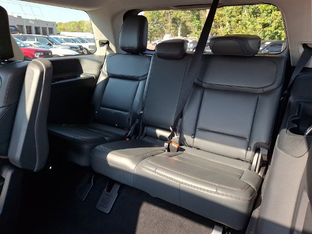 Certified 2025 Ford Expedition Active AWD/4WD image 13