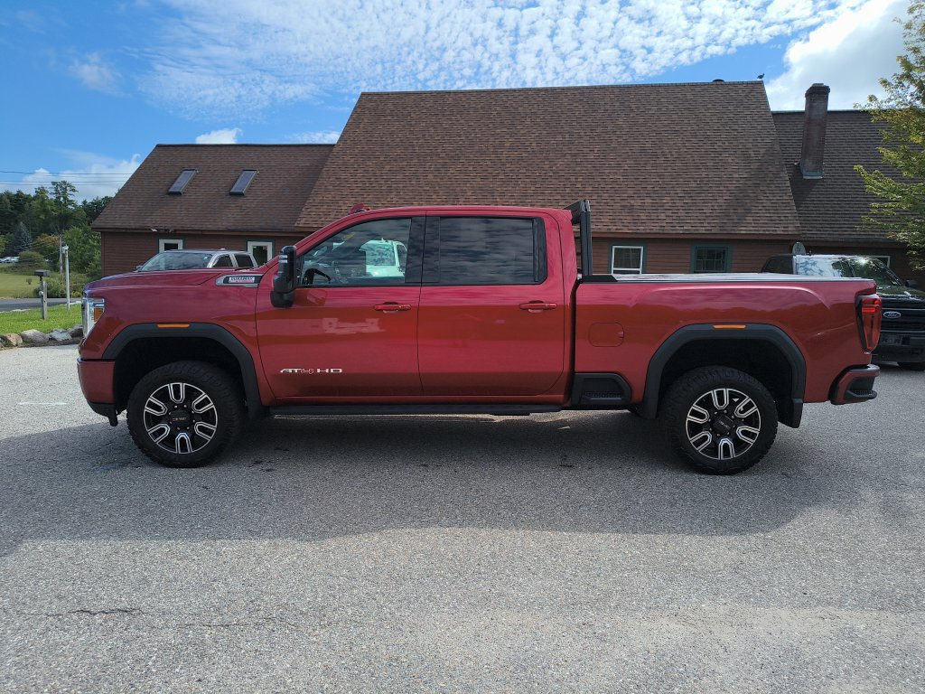 Used 2022 GMC Sierra 2500 AT4 w/ AT4 Premium Plus Package AWD/4WD image 2