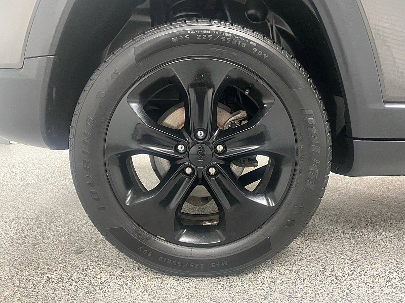 Used 2018 Jeep Compass Latitude w/ Popular Equipment Group image 28