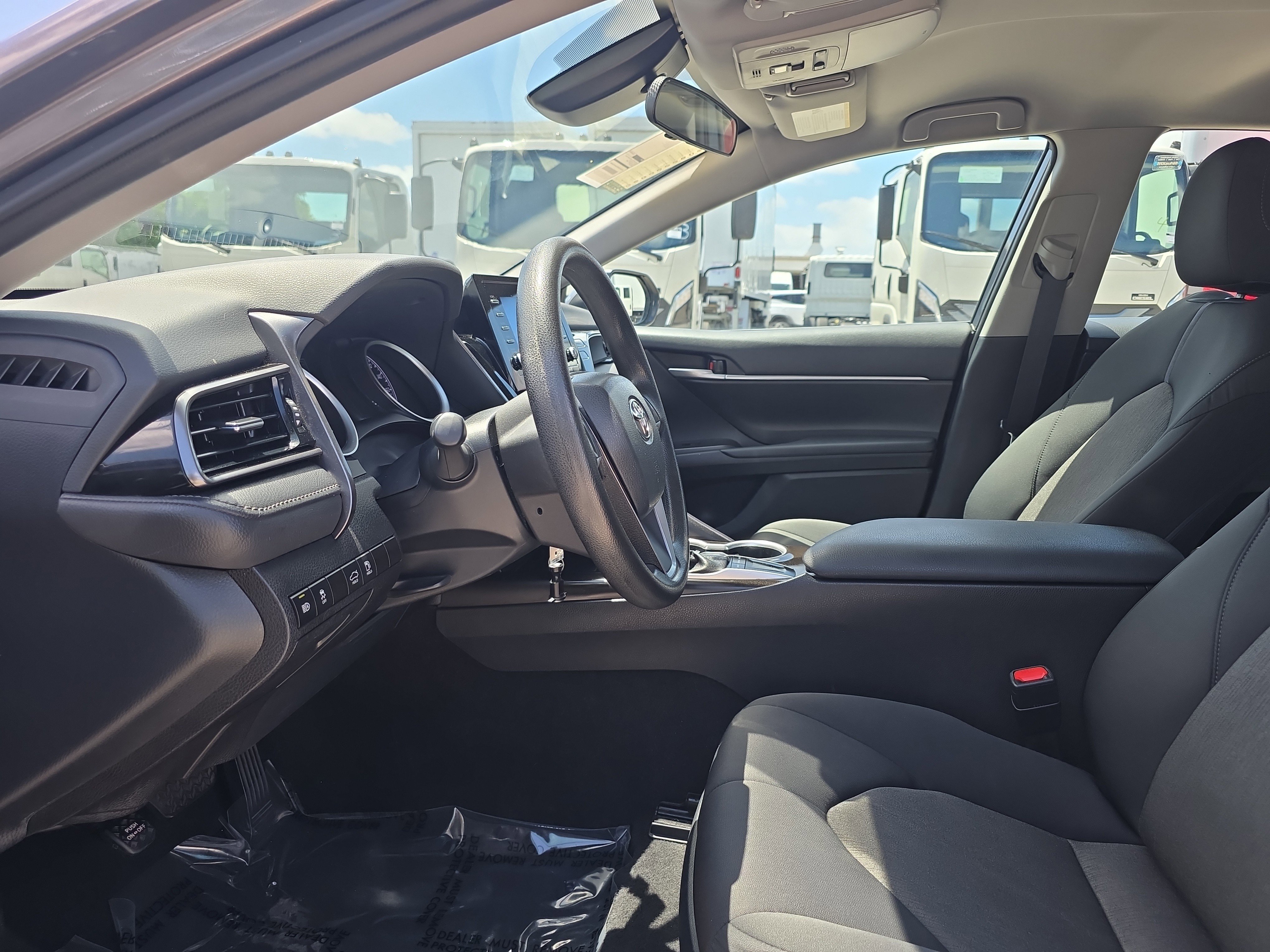 Used 2024 Toyota Camry LE FWD image 23